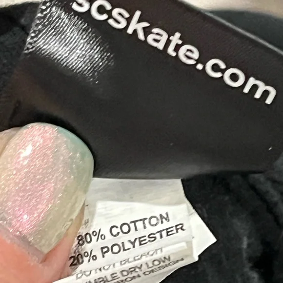 Classic Dot Santa Cruz Hoodie (small kids size) black - Picture 7 of 11